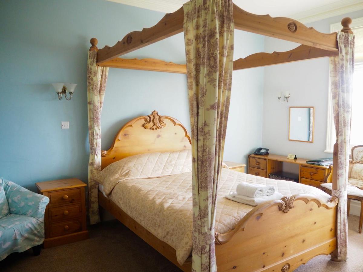 The Old Manse Pickering